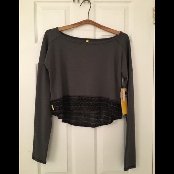 Chandail Ananda Crop Long Sleeve - Picture 1 of 7